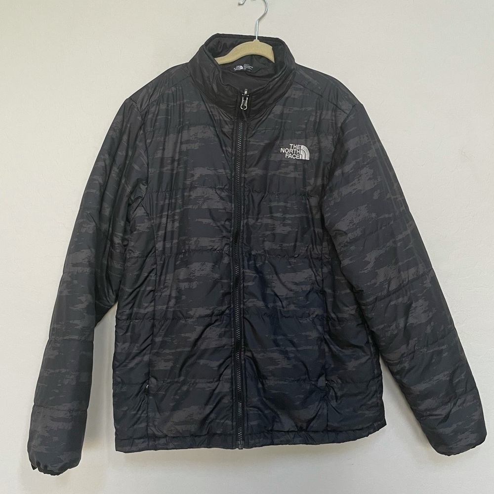 Men’s The North Face Camo style insulated jacket